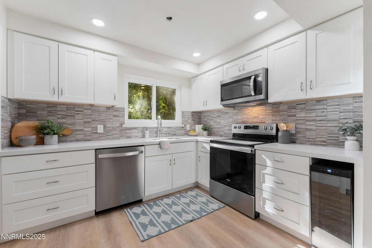 321 Ski Way, Unit 16, Incline Village, NV 89451 Photo