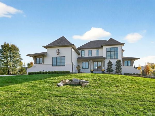 1557 Ashbury Woods Drive, Washington TWP, OH 45458