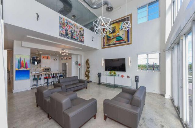 108 Lake Avenue, Unit 406, Lake Worth Beach, FL 33460 Photo