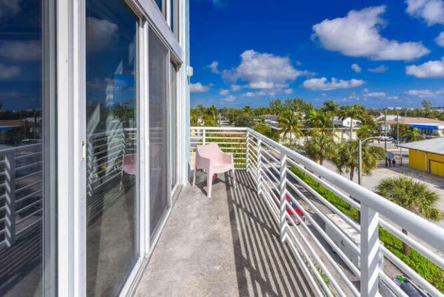 108 Lake Avenue, Unit 406, Lake Worth Beach, FL 33460 Photo