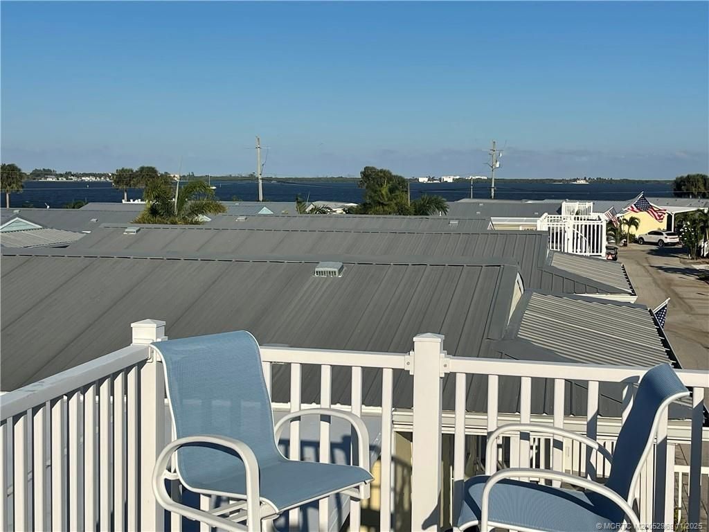 118 NE Bay Drive, Jensen Beach, FL 34957 Photo