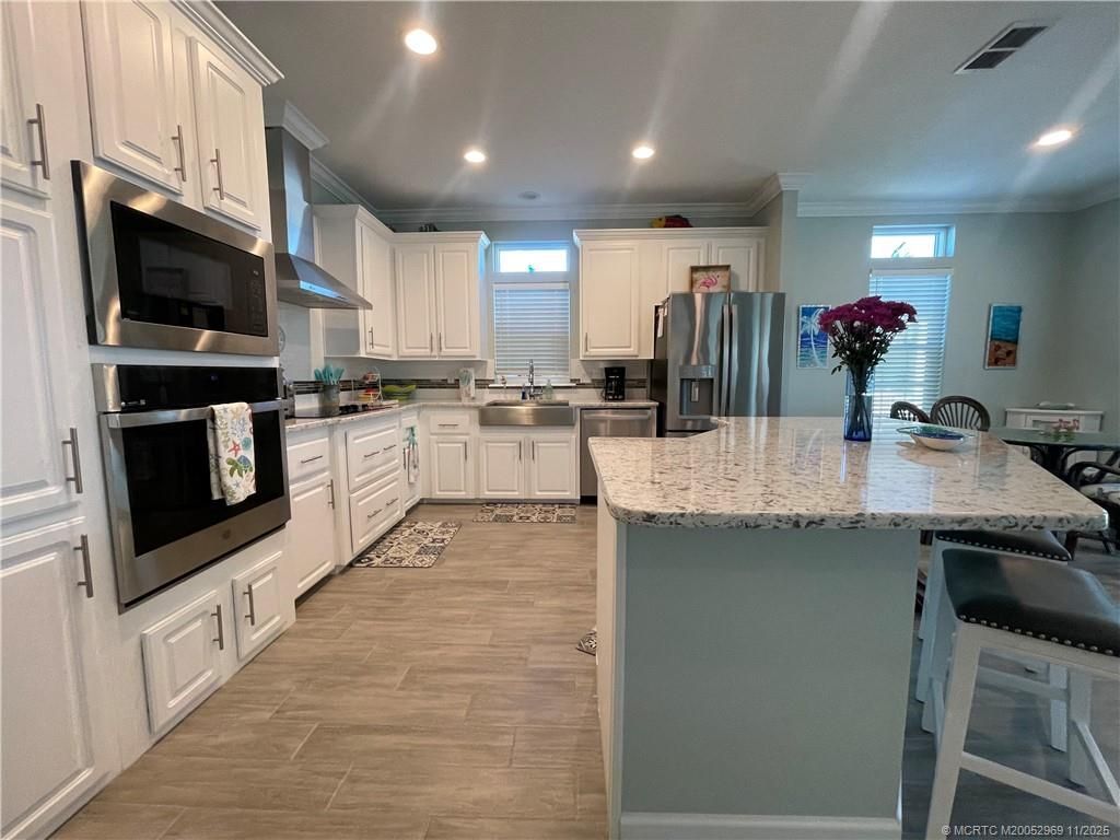 118 NE Bay Drive, Jensen Beach, FL 34957 Photo