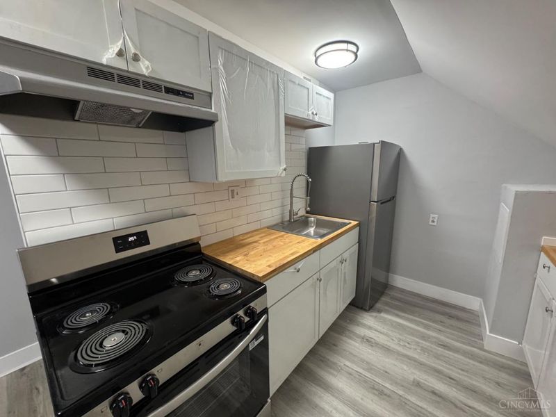 3846 Reading Road, Cincinnati, OH 45229 Photo 12