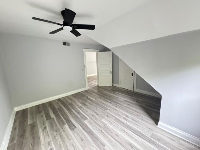 3846 Reading Road, Cincinnati, OH 45229 Photo 19