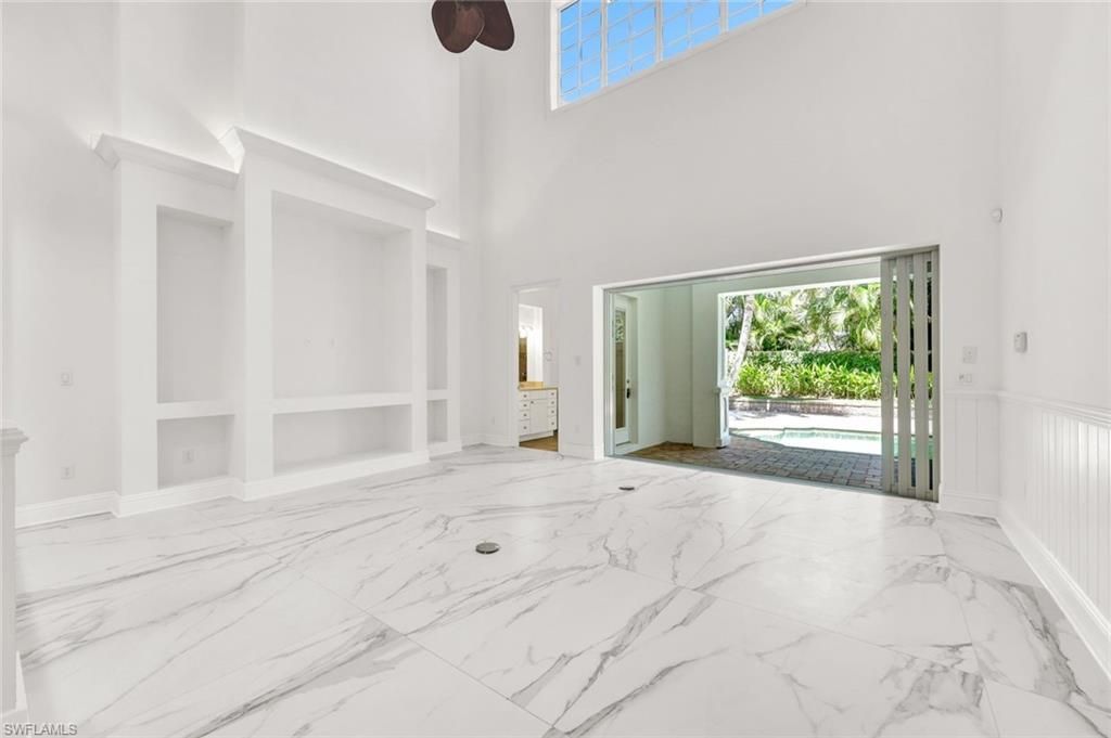 699 Fairway Ter, Naples, FL 34103 Photo