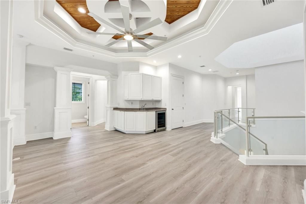 699 Fairway Ter, Naples, FL 34103 Photo