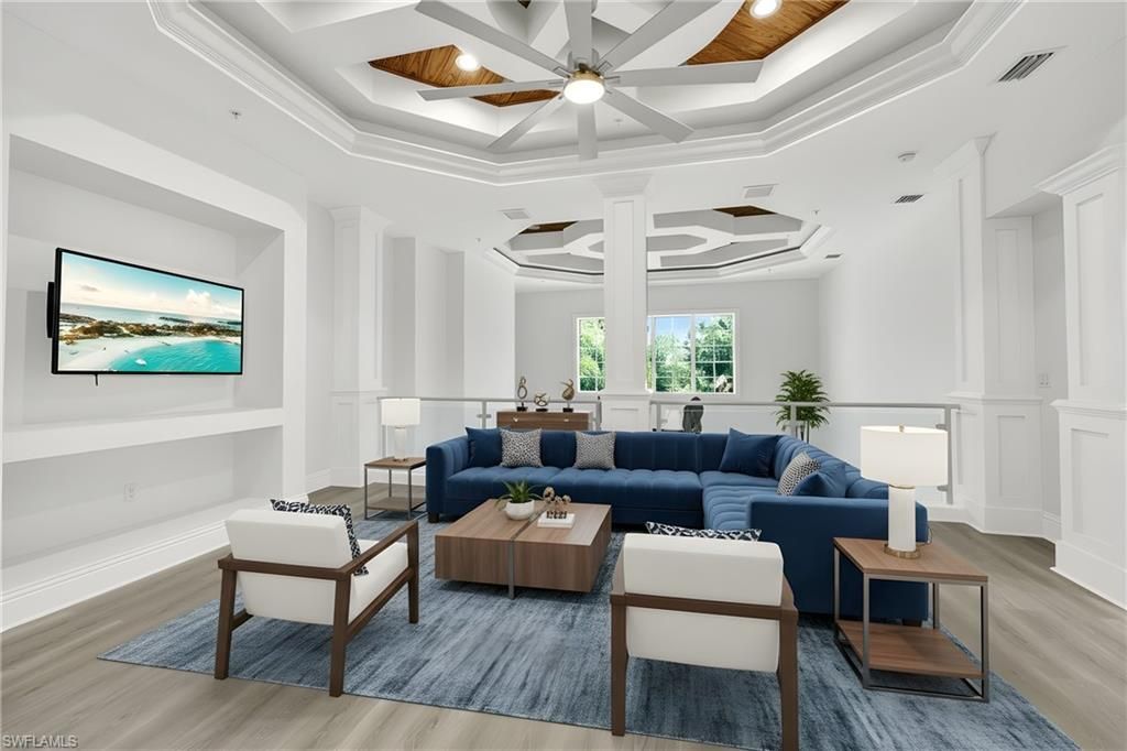 699 Fairway Ter, Naples, FL 34103 Photo