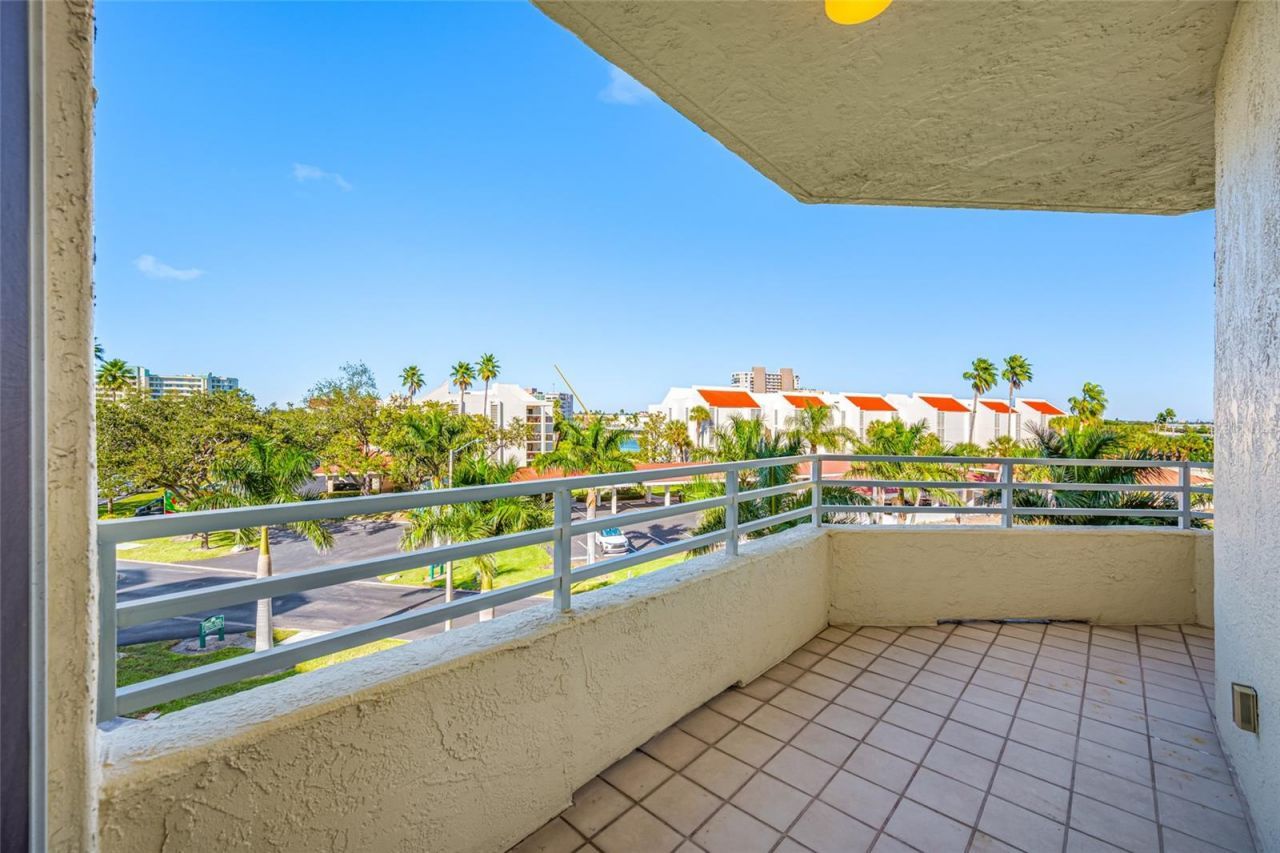 7872 Sailboat Key Boulevard S, Unit 306, South Pasadena, FL 33707 Photo