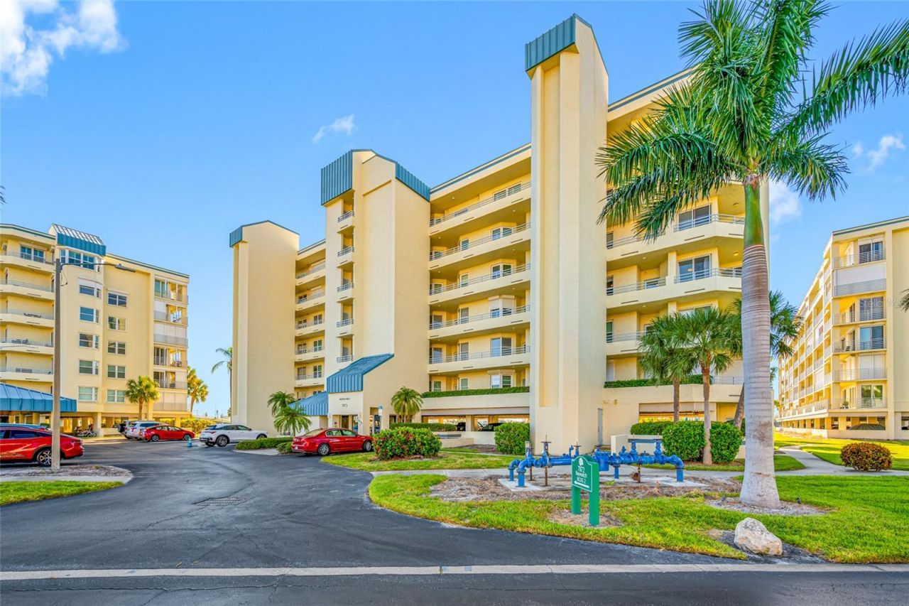 7872 Sailboat Key Boulevard S, Unit 306, South Pasadena, FL 33707 Photo