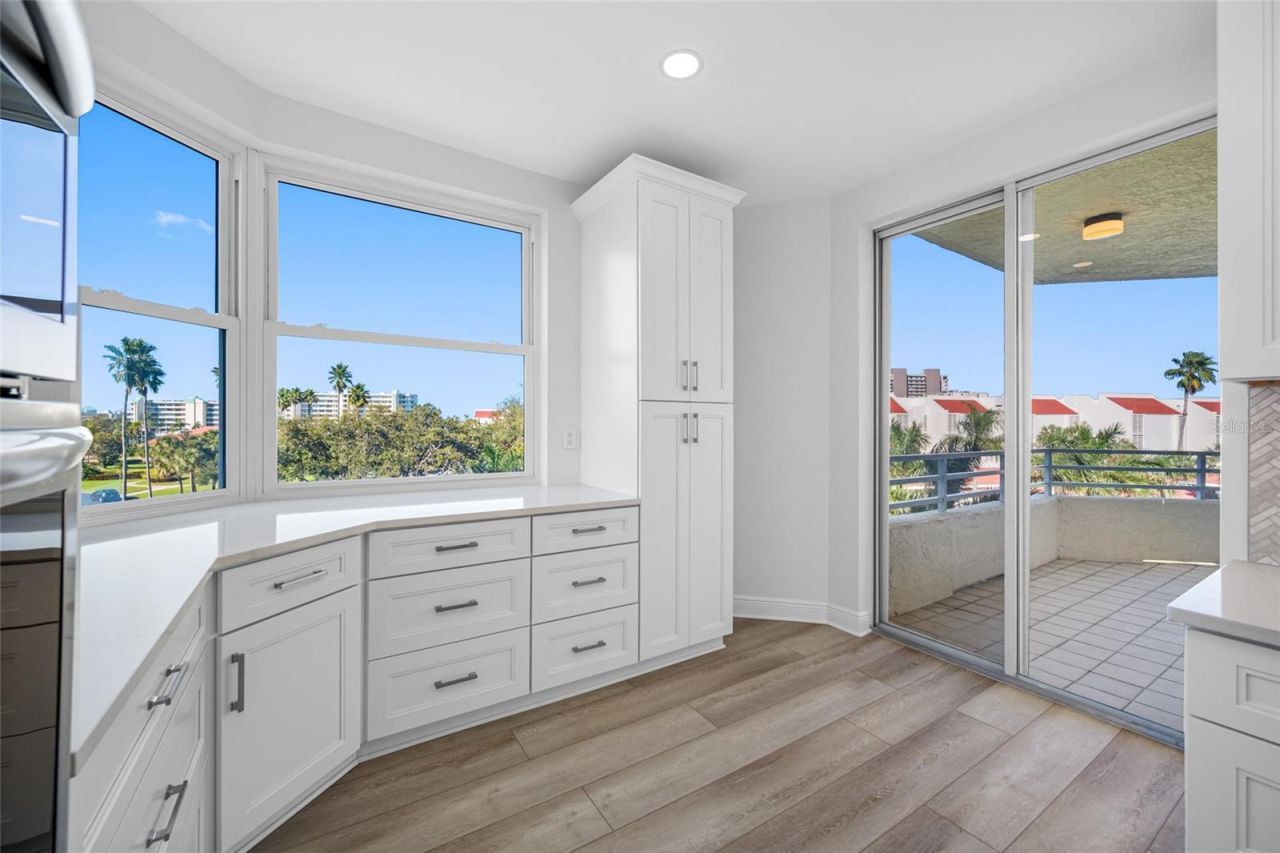 7872 Sailboat Key Boulevard S, Unit 306, South Pasadena, FL 33707 Photo