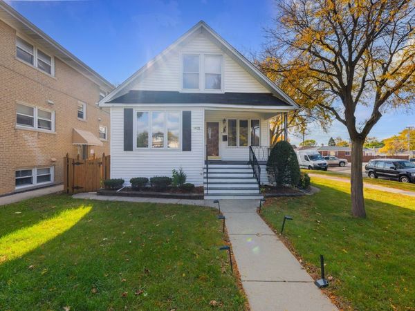 9821 Schiller Boulevard, Franklin Park, IL 60131