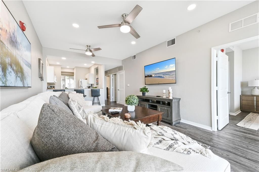 7915 Mahogany Run Ln, Unit 1115, Naples, FL 34113 Photo