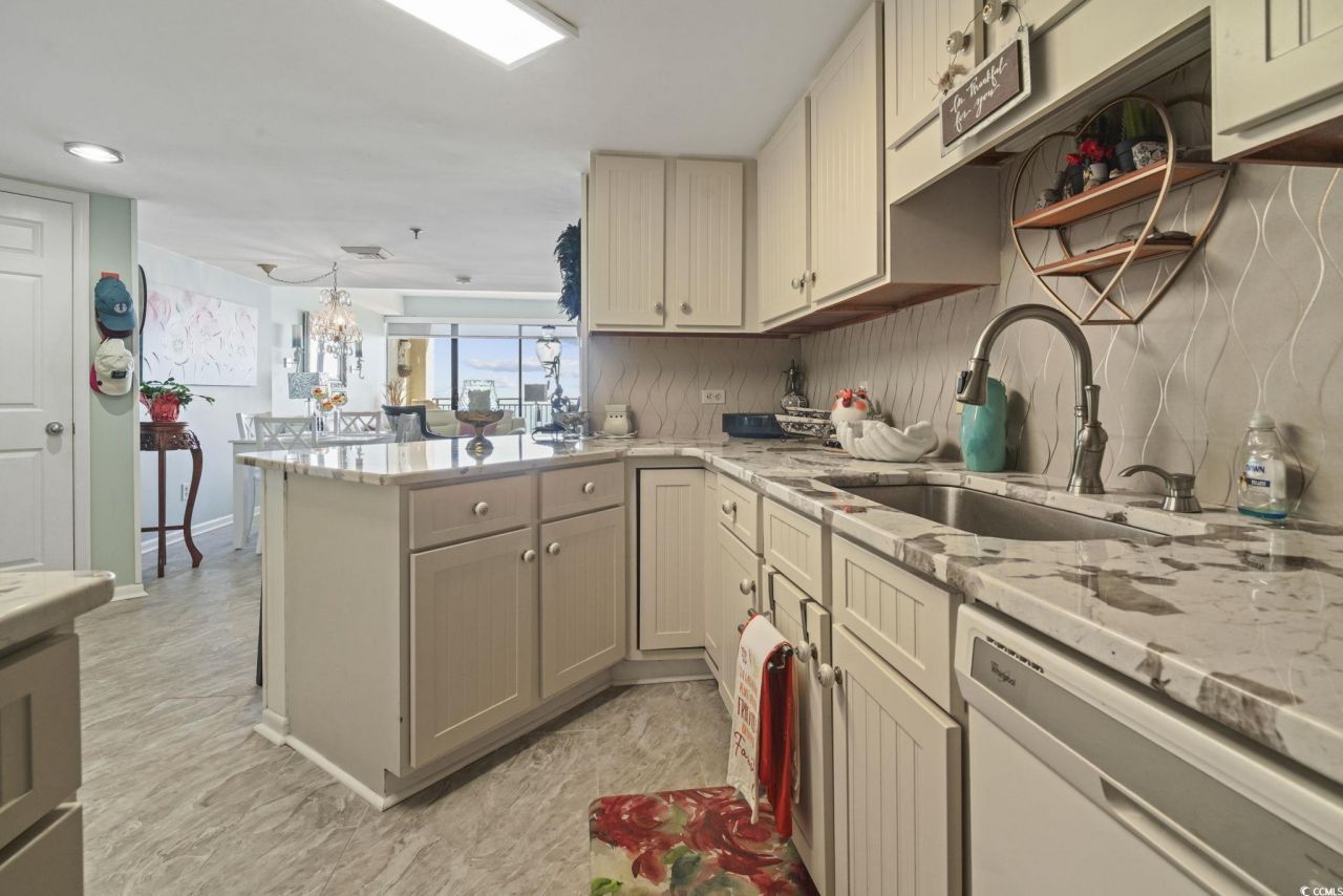 5523 N Ocean Blvd. Photo 11