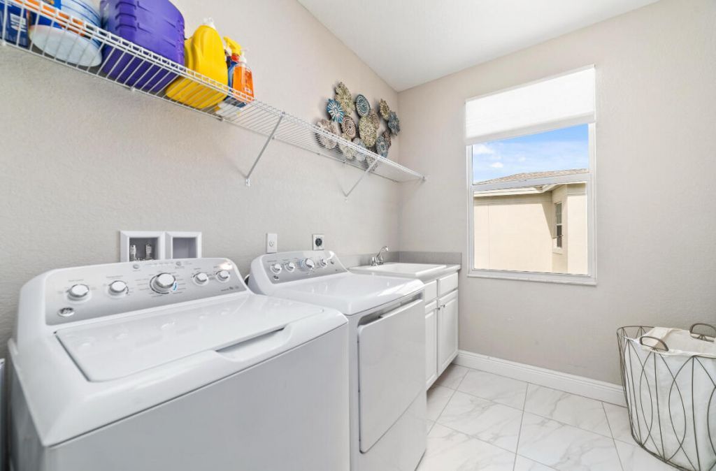 2011 NW Cataluna Circle, Port Saint Lucie, FL 34986 Photo