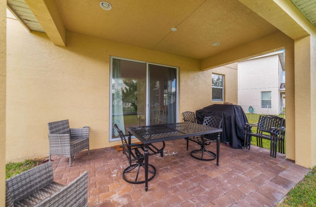 2011 NW Cataluna Circle, Port Saint Lucie, FL 34986 Photo