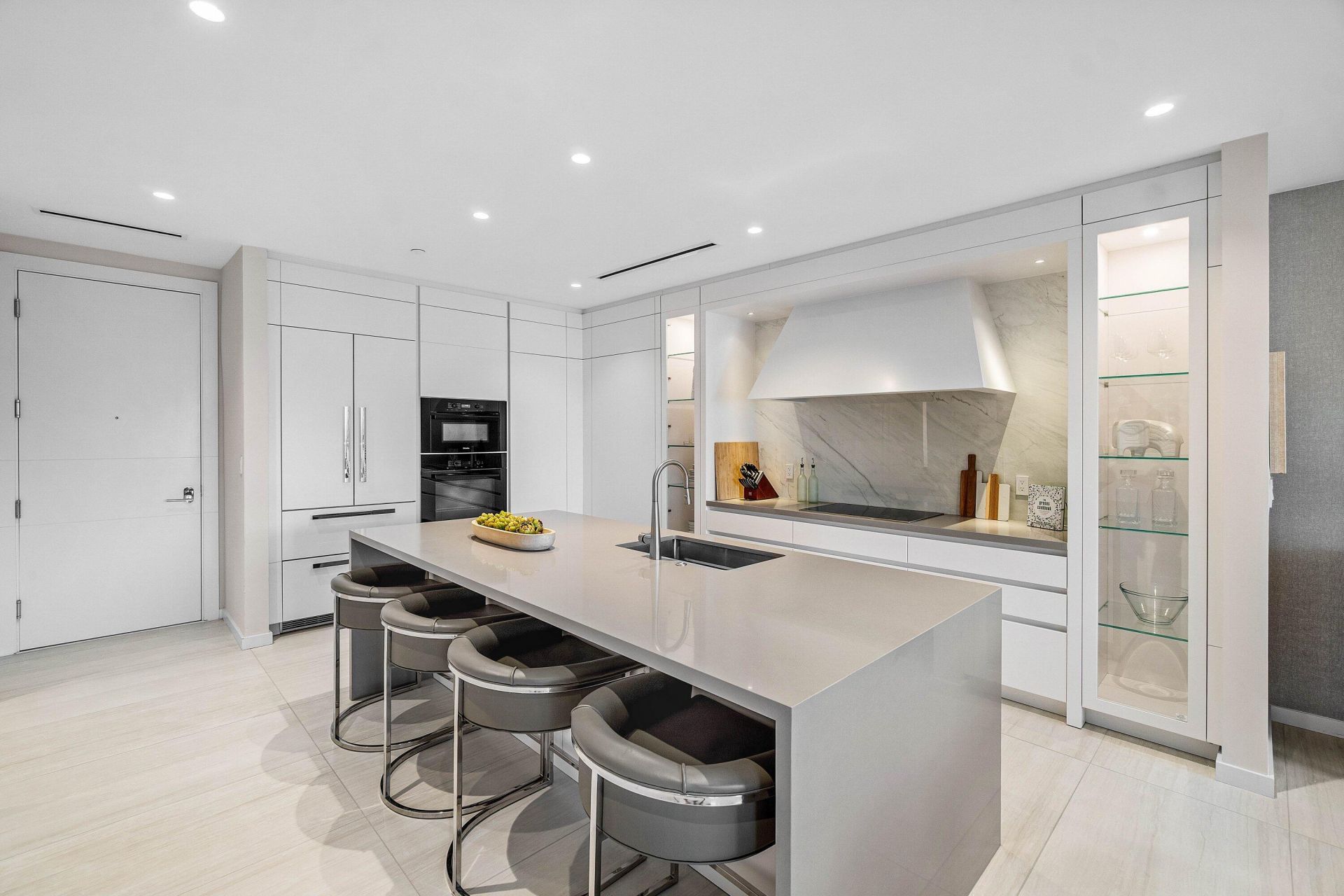 200 SE Mizner Boulevard, Unit 608, Boca Raton, FL 33432 Photo