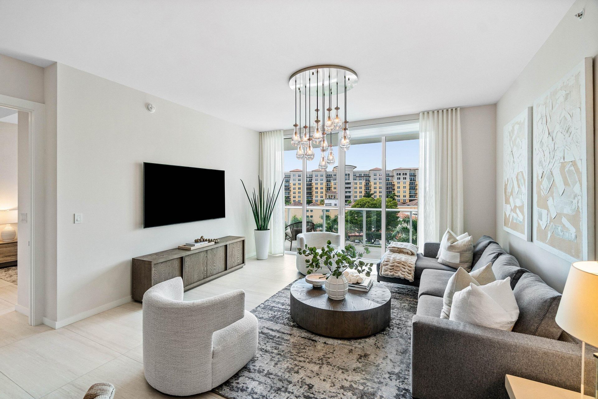 200 SE Mizner Boulevard, Unit 608, Boca Raton, FL 33432 Photo