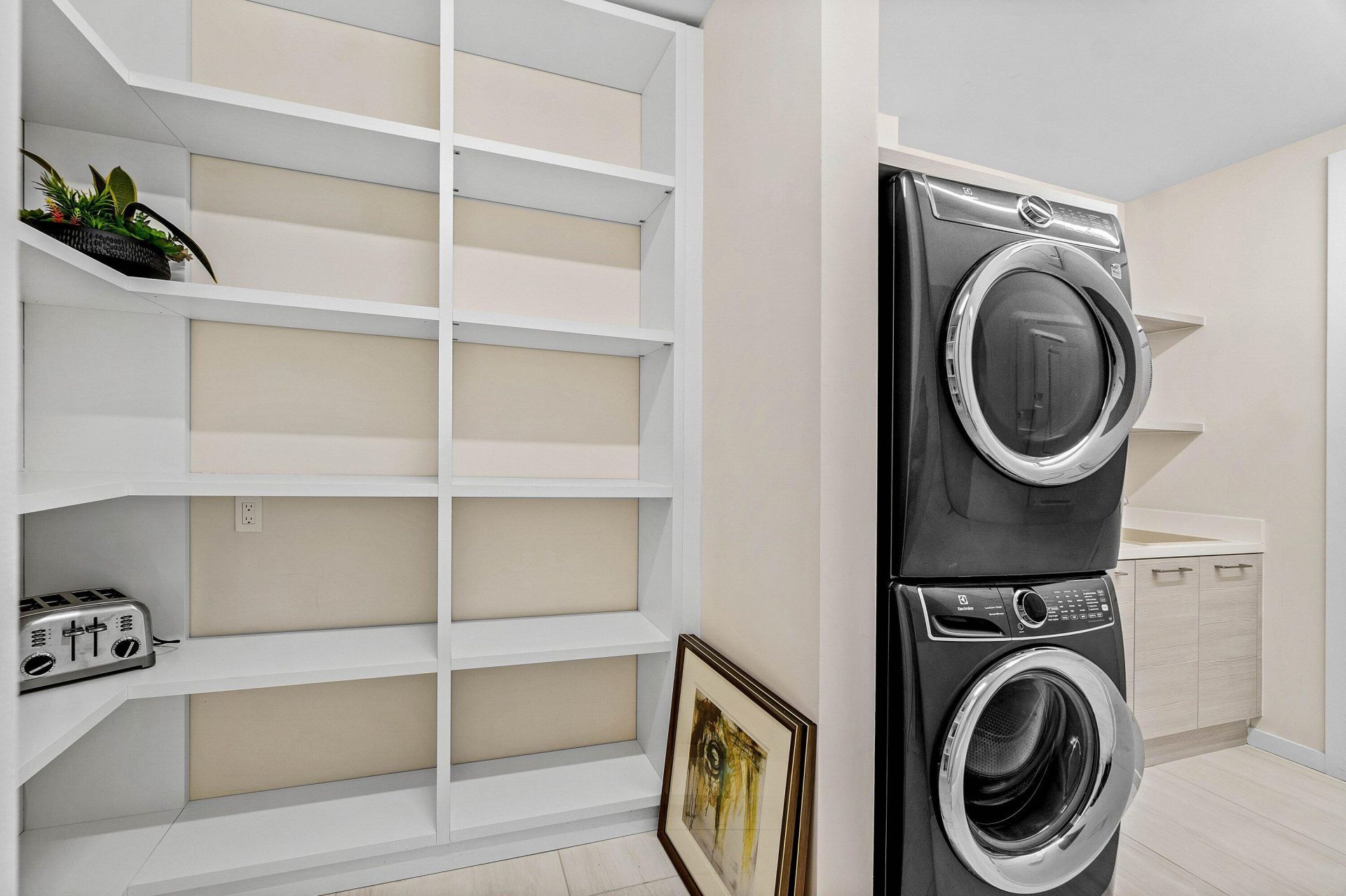 200 SE Mizner Boulevard, Unit 608, Boca Raton, FL 33432 Photo