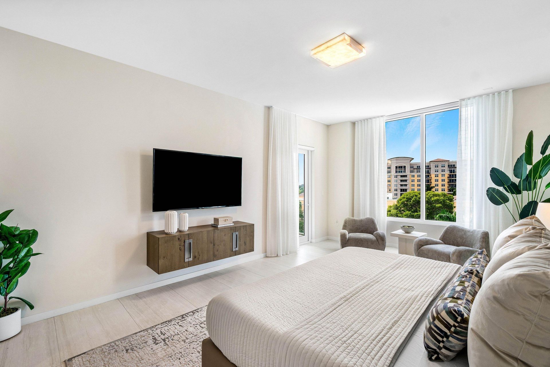 200 SE Mizner Boulevard, Unit 608, Boca Raton, FL 33432 Photo