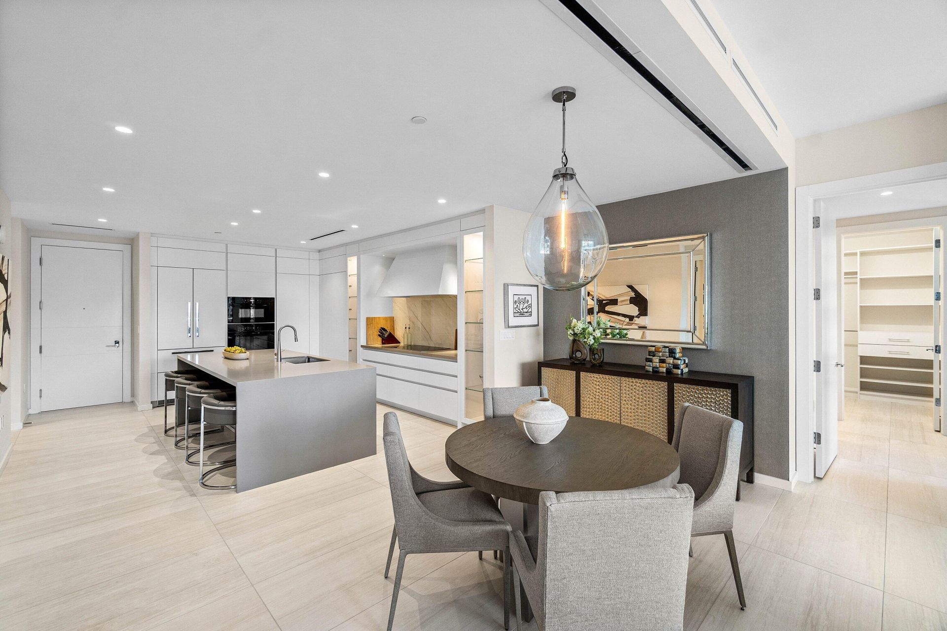 200 SE Mizner Boulevard, Unit 608, Boca Raton, FL 33432 Photo