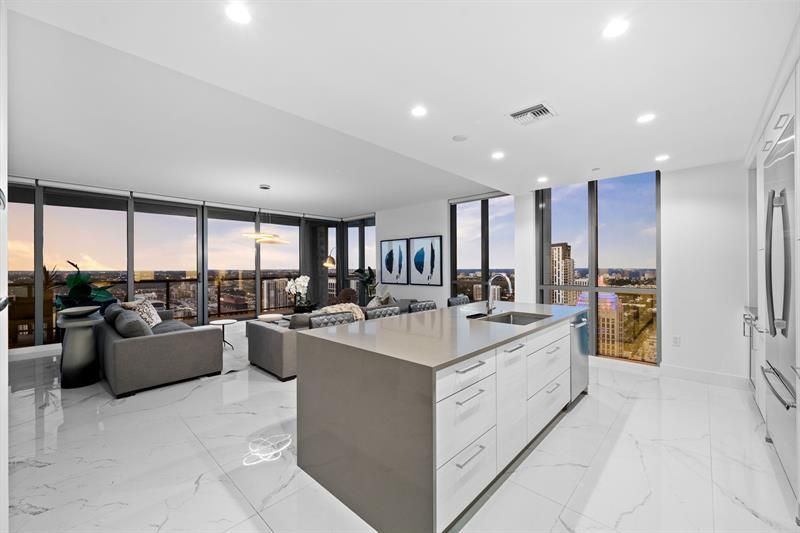 100 E Las Olas Boulevard, Unit 4001, Fort Lauderdale, FL 33301 Photo