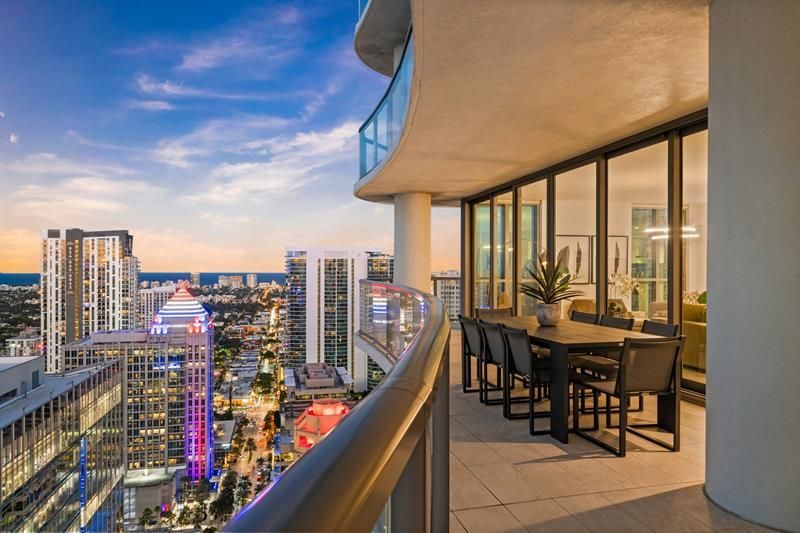 100 E Las Olas Boulevard, Unit 4001, Fort Lauderdale, FL 33301 Photo