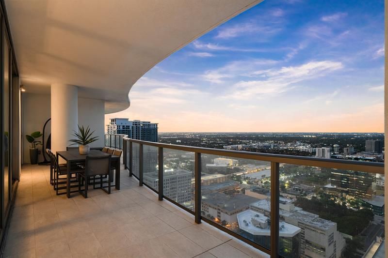 100 E Las Olas Boulevard, Unit 4001, Fort Lauderdale, FL 33301 Photo