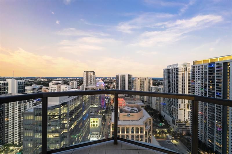 100 E Las Olas Boulevard, Unit 4001, Fort Lauderdale, FL 33301 Photo