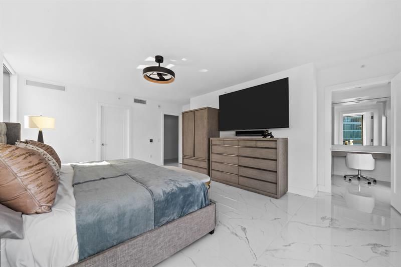 100 E Las Olas Boulevard, Unit 4001, Fort Lauderdale, FL 33301 Photo