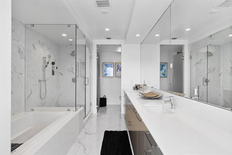 100 E Las Olas Boulevard, Unit 4001, Fort Lauderdale, FL 33301 Photo