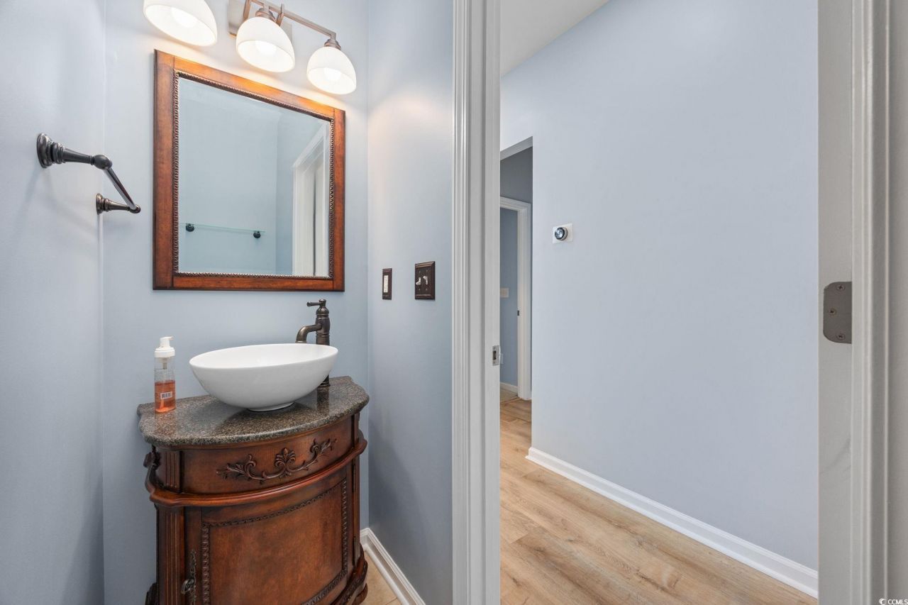 136 Carolina Oaks Dr. Photo 36