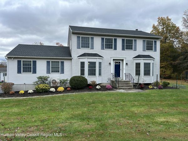 6 High Ridge Road, New Paltz, NY 12561