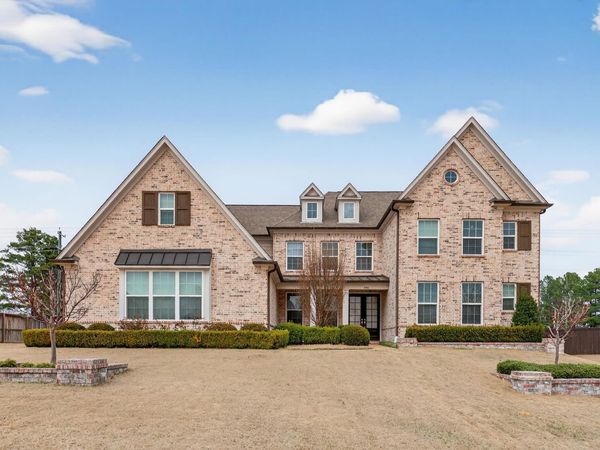 408 TENDER OAKS LN N, Collierville, TN 38017