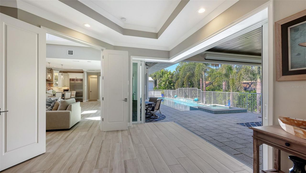 335 Bob White Way, Sarasota, FL 34236 Photo