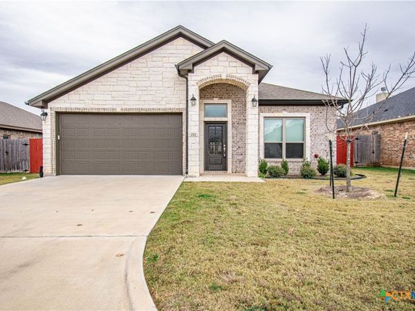 717 Holstein Drive, Belton, TX 76513