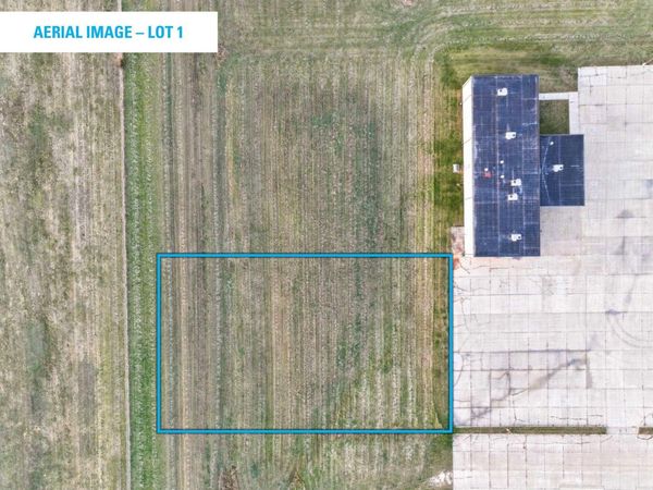 Swan Lake Blvd. , Independence, IA 50644