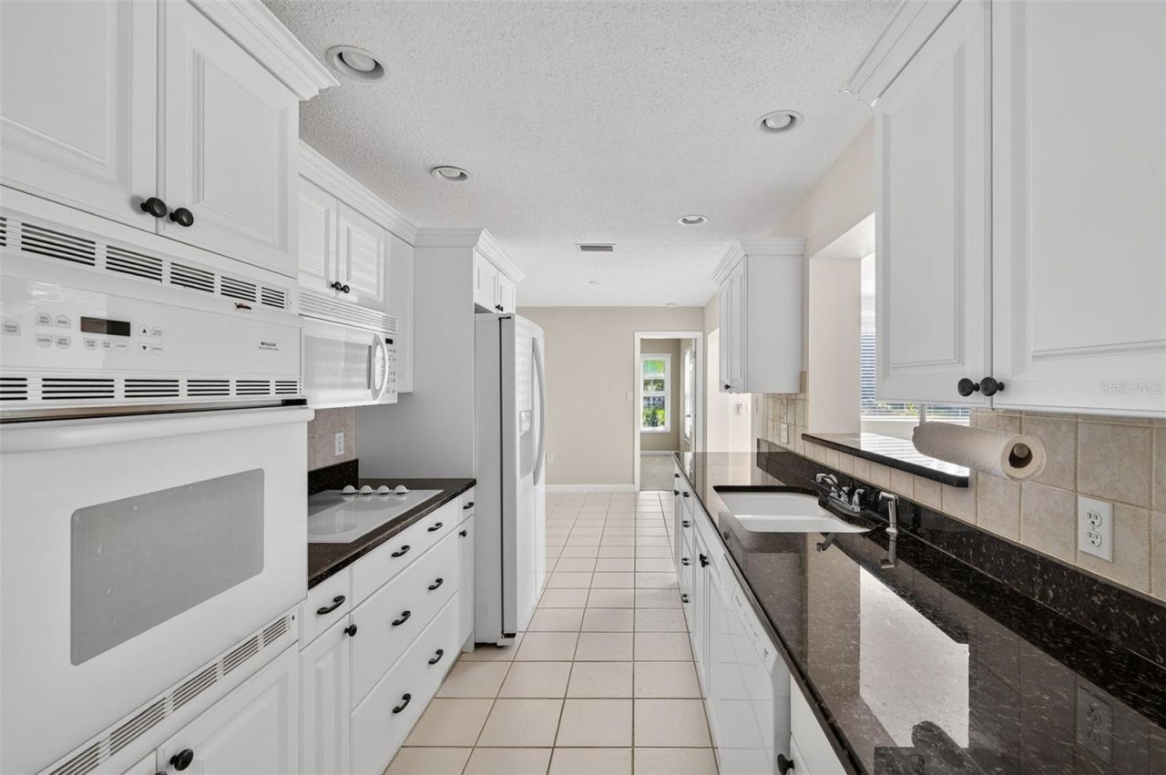 4300 50th Place S, Saint Petersburg, FL 33711 Photo