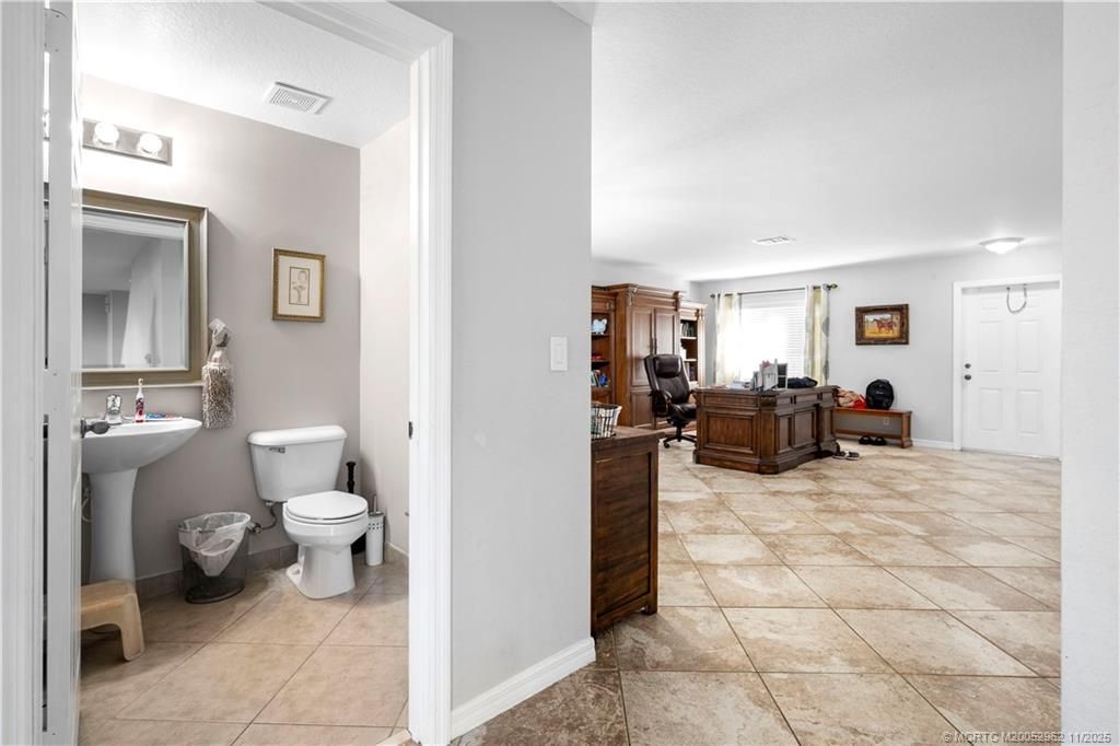 5532 SE Graham Drive, Stuart, FL 34997 Photo