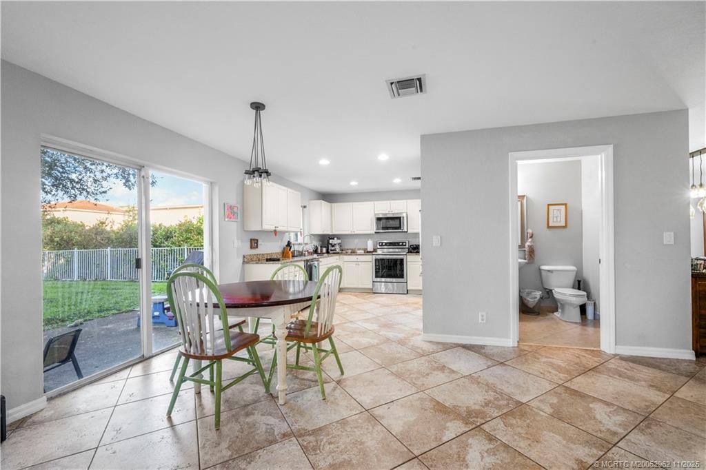 5532 SE Graham Drive, Stuart, FL 34997 Photo
