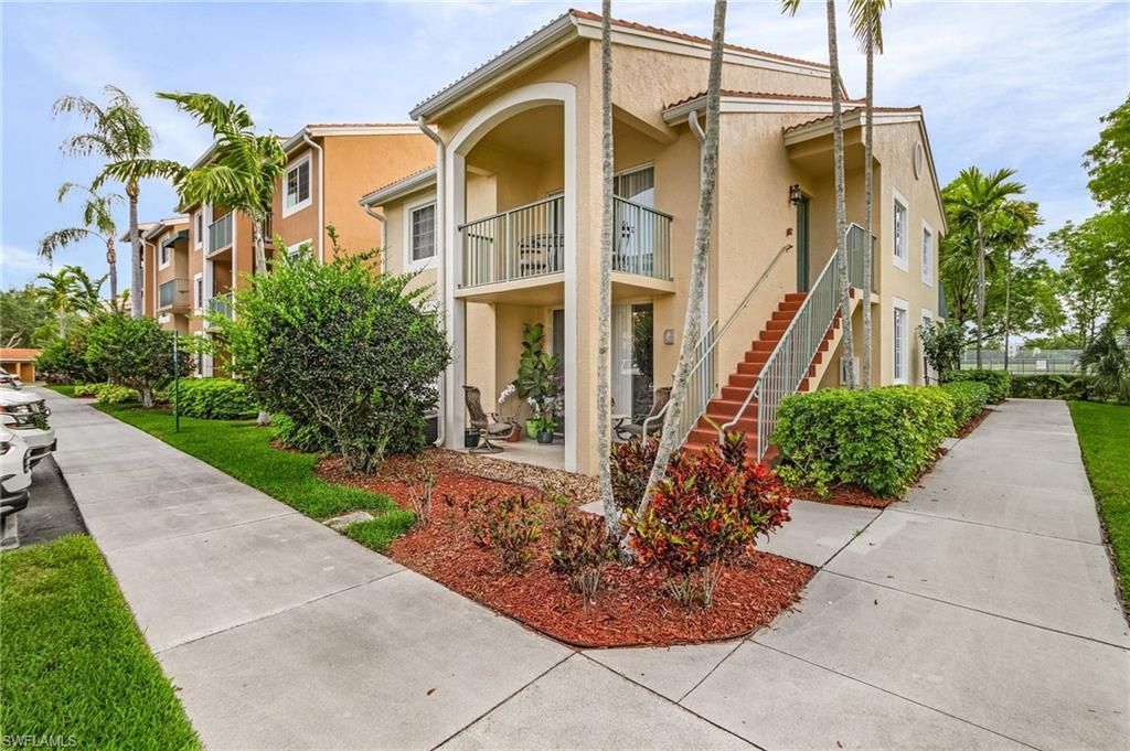 1180 Wildwood Lakes Blvd, Unit 208, Naples, FL 34104 Photo