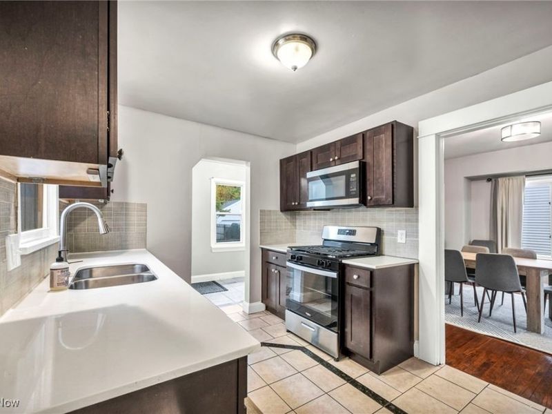 3879 W 157th Street, Cleveland, OH 44111 Photo 20