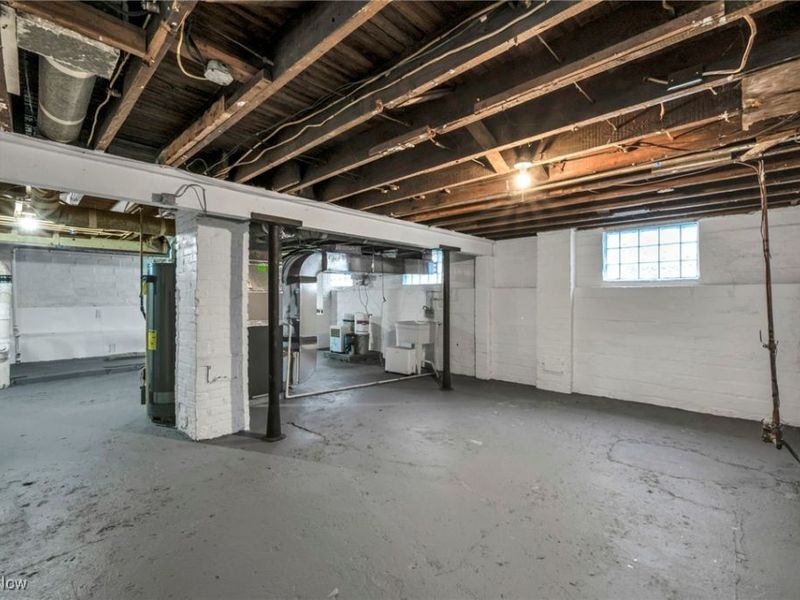 3879 W 157th Street, Cleveland, OH 44111 Photo 38