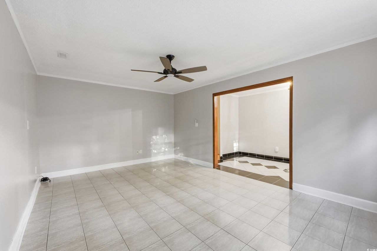 6215 Blynn Dr. Photo 10