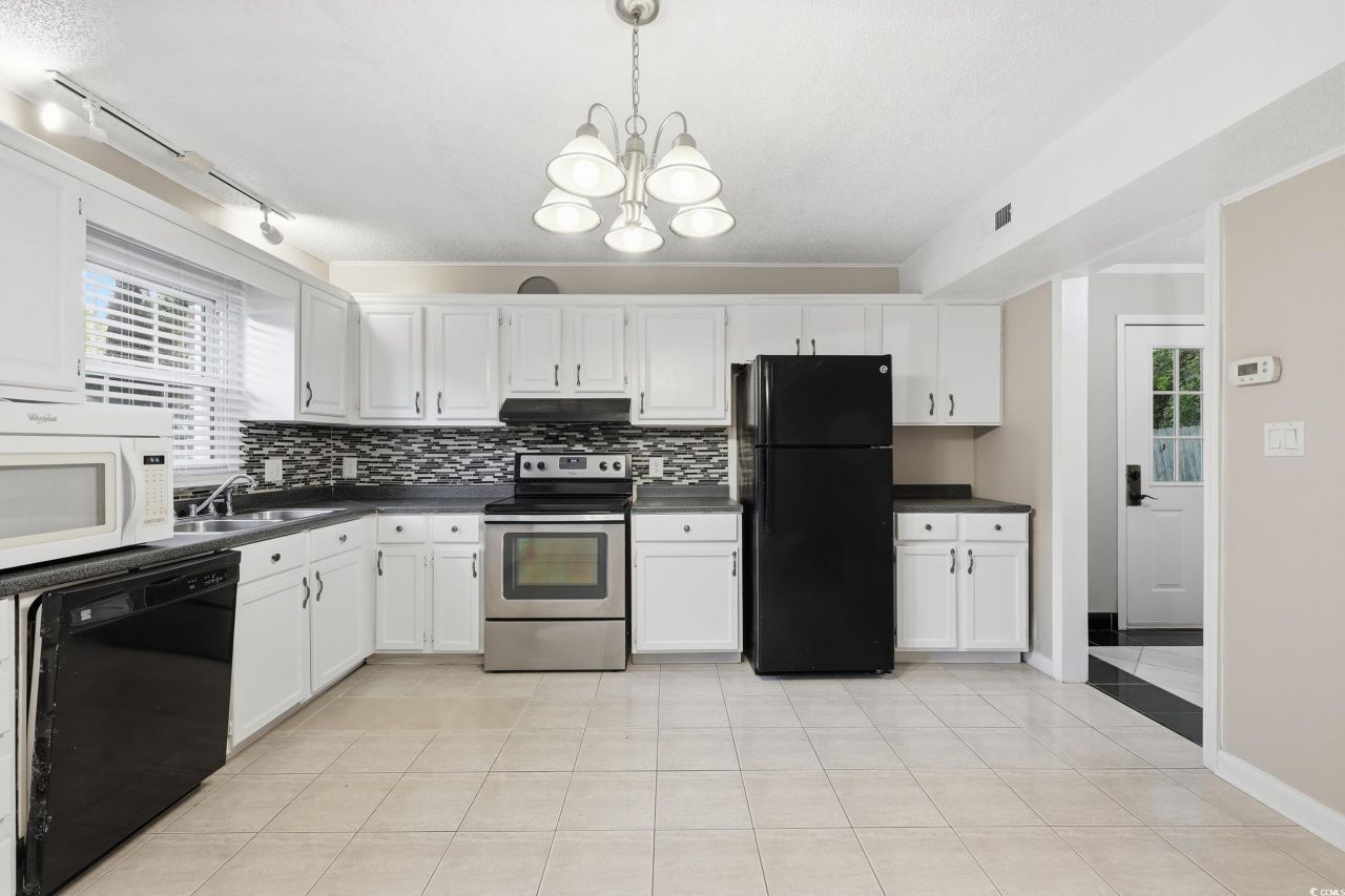 6215 Blynn Dr. Photo 12