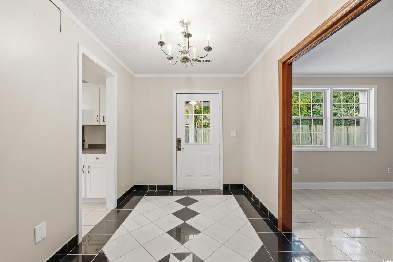 6215 Blynn Dr. Photo 7