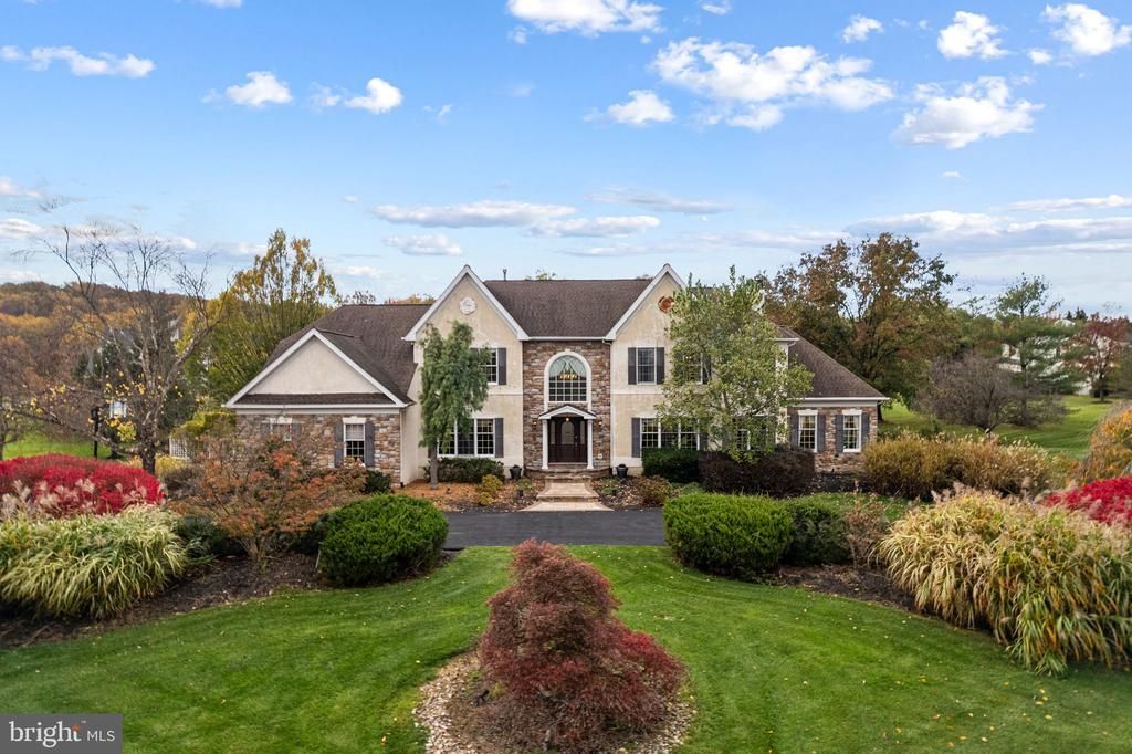 63 Woodside Lane, New Hope, PA 18938 Main Photo