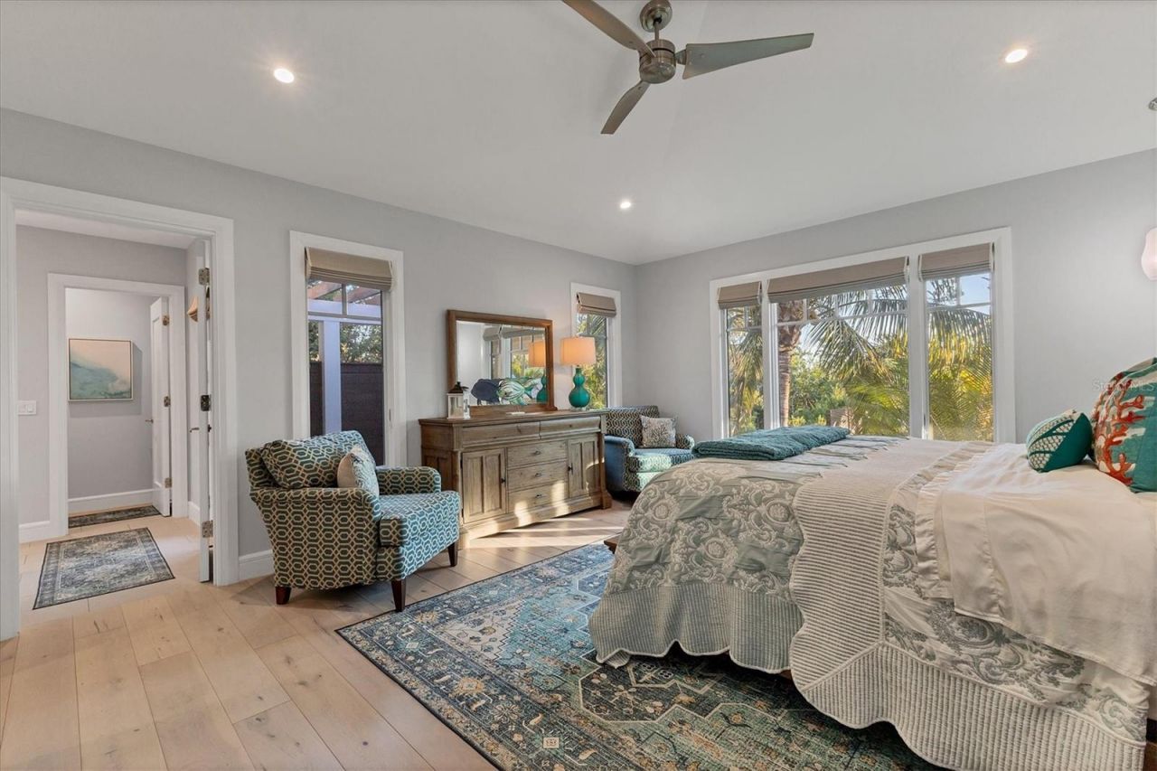 709 Eagle Point Drive, Venice, FL 34285 Photo