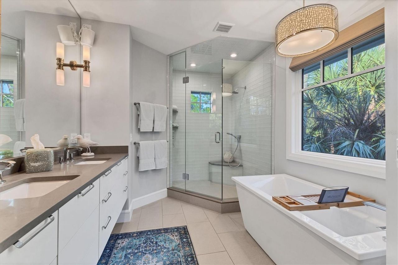 709 Eagle Point Drive, Venice, FL 34285 Photo