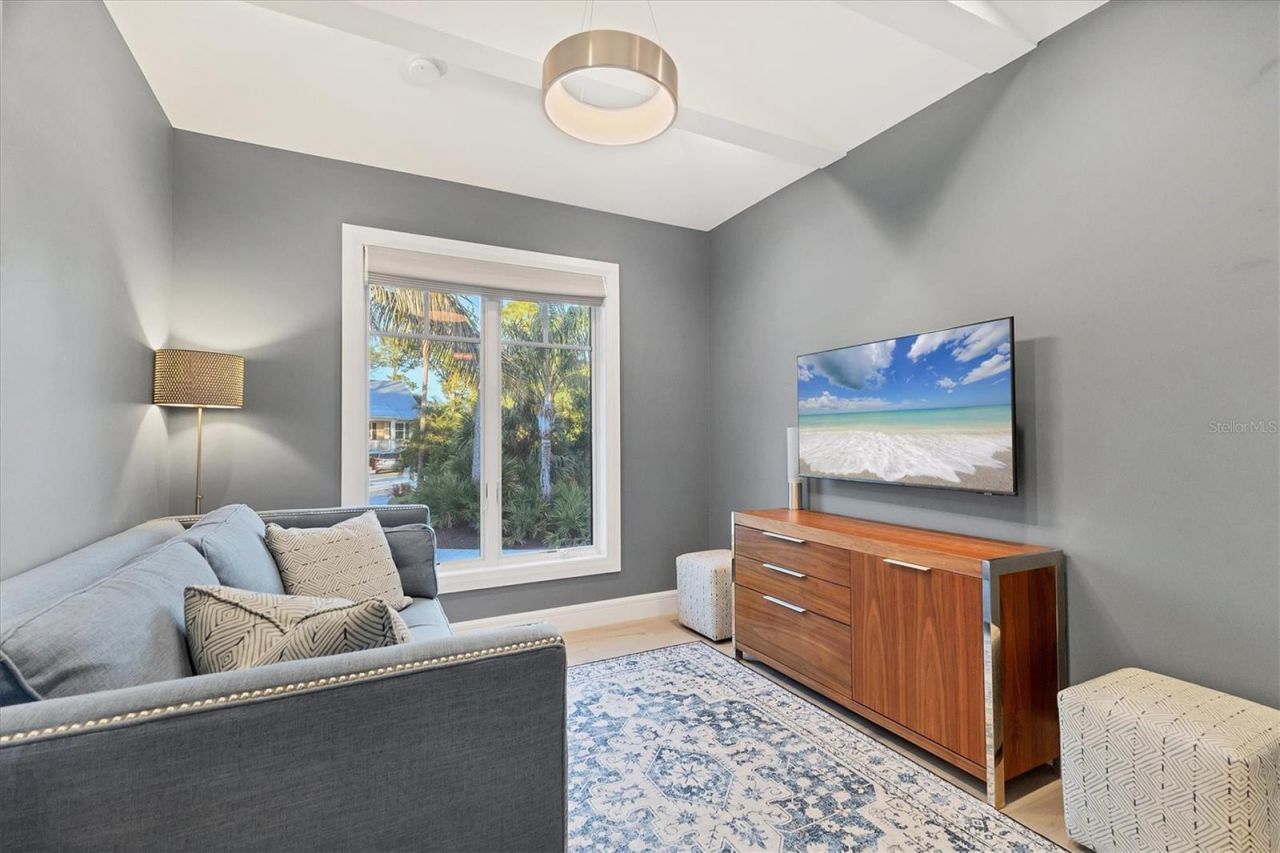 709 Eagle Point Drive, Venice, FL 34285 Photo