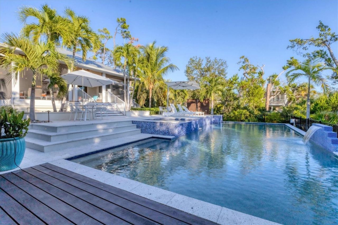 709 Eagle Point Drive, Venice, FL 34285 Photo